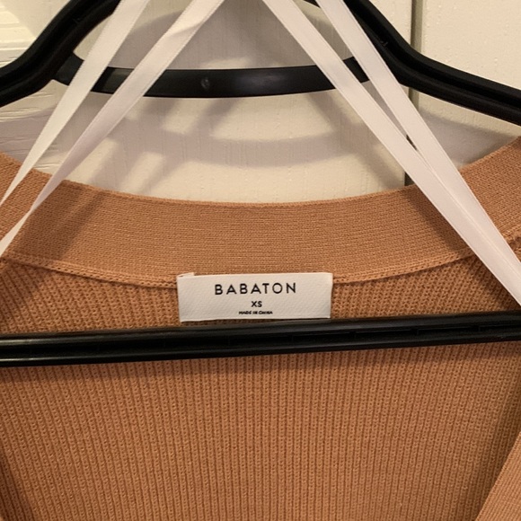 Aritzia | NEW Babaton Tan Cardigan - Picture 4 of 10